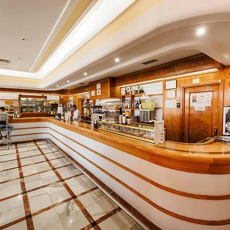 Acosta Vetonia אלמנדראלחו