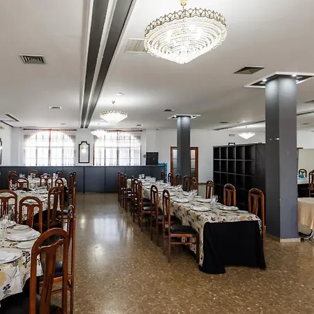 Acosta Vetonia מלון אלמנדראלחו