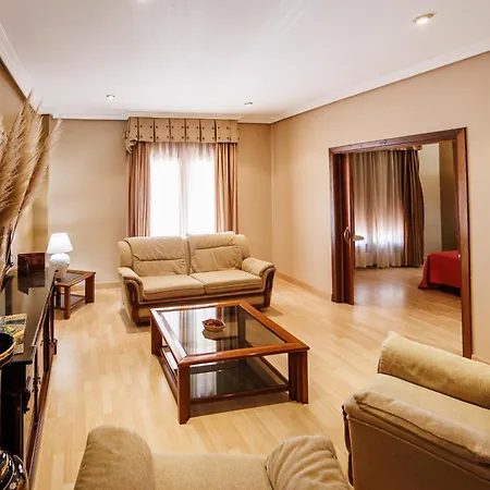 Acosta Vetonia מלון 3*